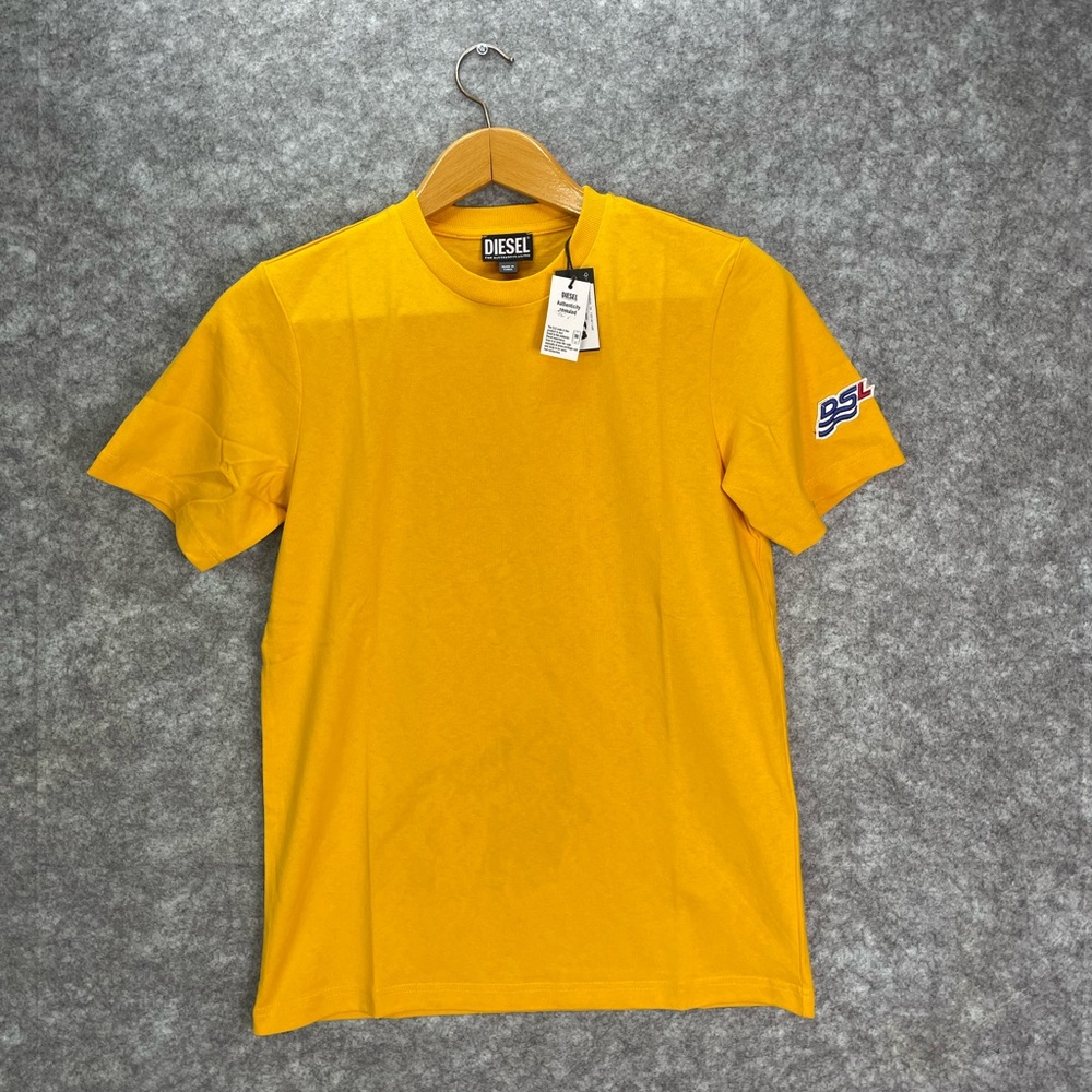 Diesel Men’s T Shirt Extra Small XS Yellow Short Sleeve Cotton Crewneck Logo